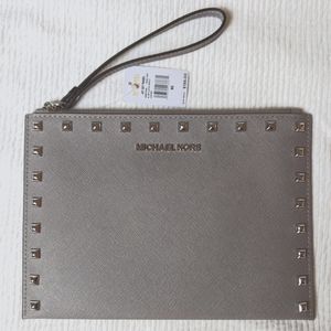 NWT Michael Kors Jet Set Travel Wristlet leather